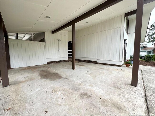 Building Photo - 5728 McDougal Dr