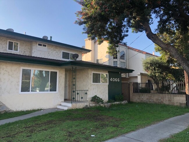 Building Photo - 4066 W 129th St
