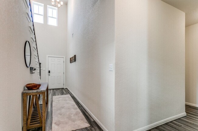 Foto del edificio - Beautiful Modern 2 story home!