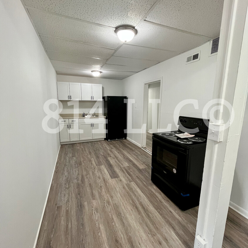 Primary Photo - 401 N Mulberry St