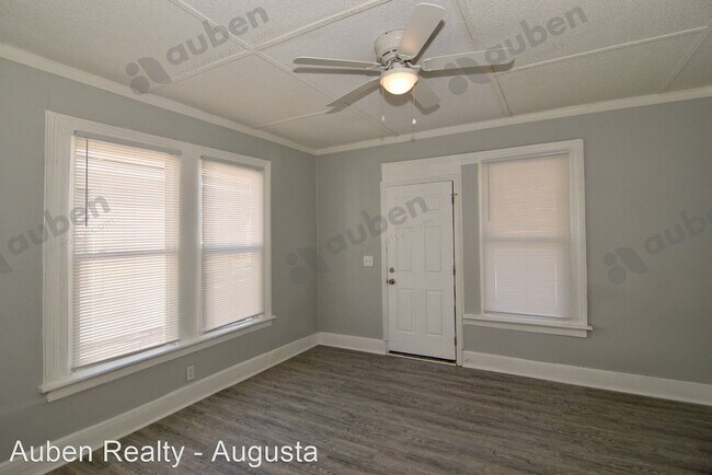 Foto del edificio - 1 br, 1 bath House - 1938 1/2 Starnes Street
