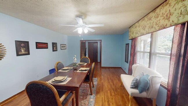 Building Photo - 1282 Trahlyta Terrace