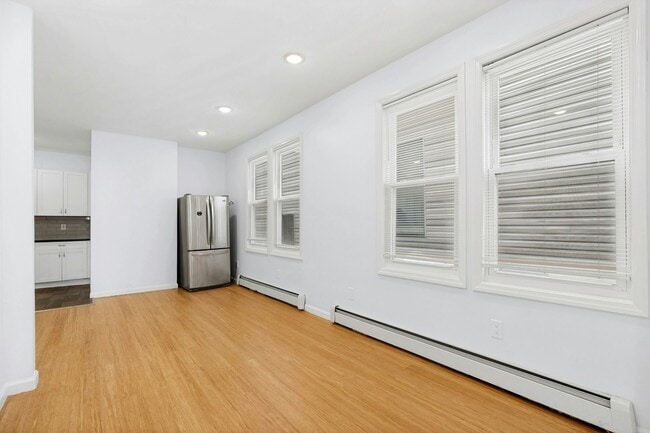 Photo - 344 Danforth Ave (Jersey City, NJ) Apartment