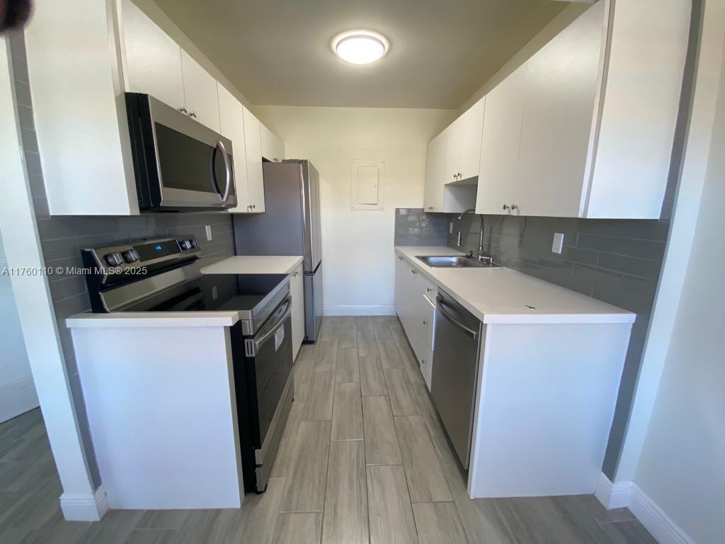 Photo - 1329 South Dixie Highway, Pompano Beach, FL 33060 - 2 BR 1 BA Condo