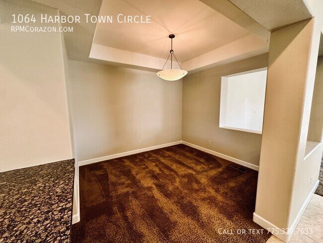 Foto del edificio - 1064 Harbor Town Cir