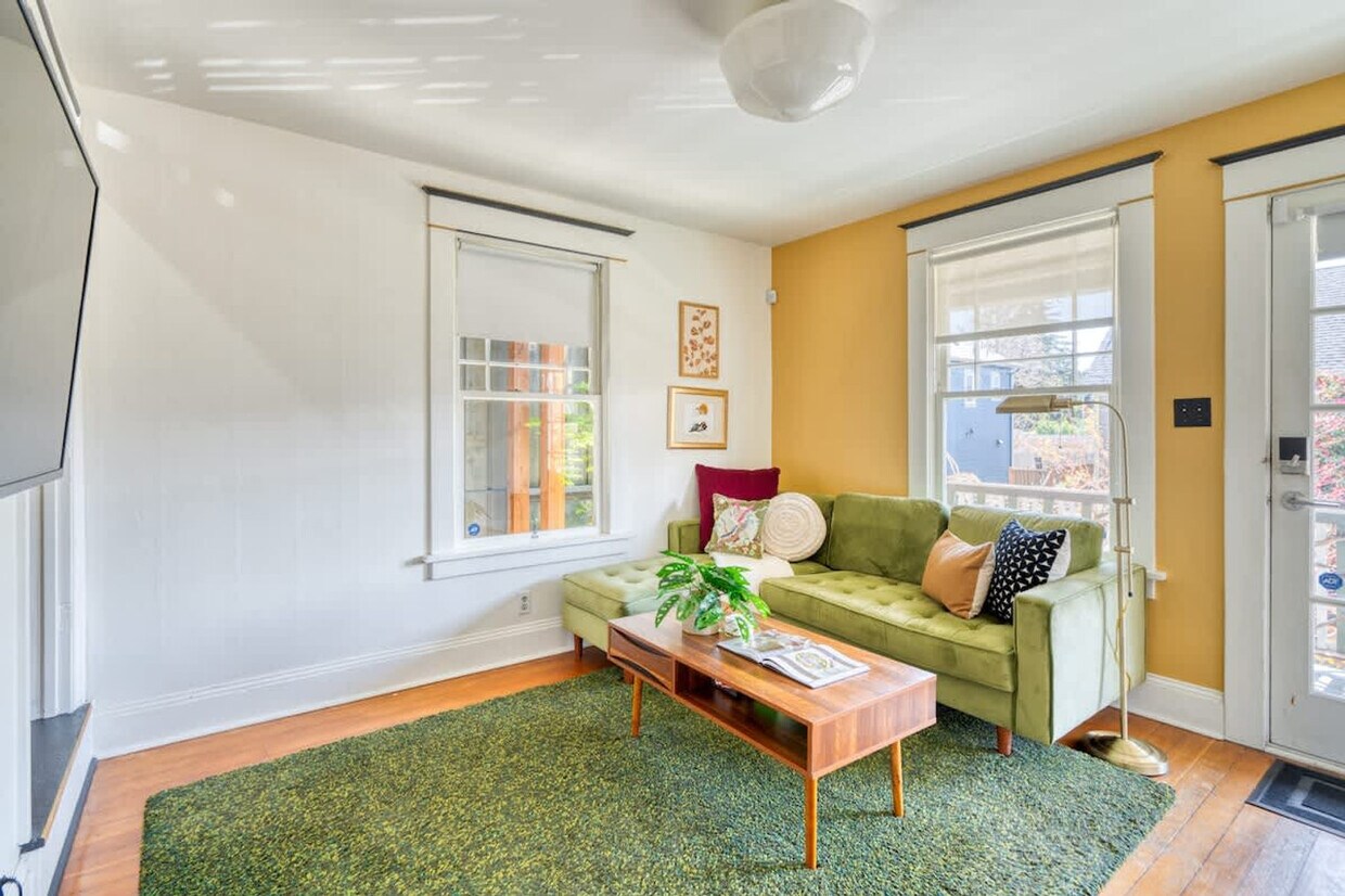 Foto principal - 1235 N Prescott St