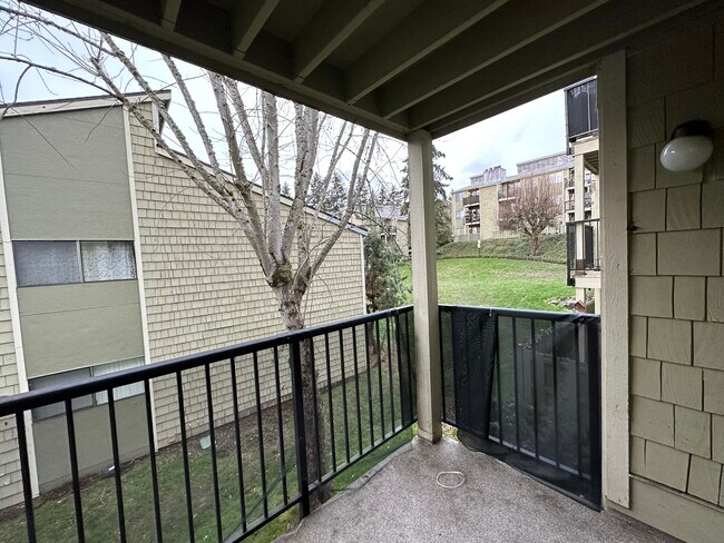 Foto del edificio - 2020 Grant Ave S