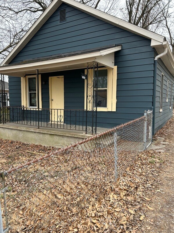 3531 Thomas Ave, Alton, IL 62002 House Rental in Alton, IL