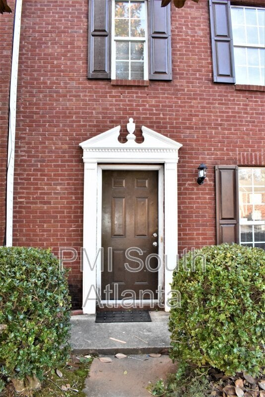 Foto del edificio - 5798 Strathmoor Manor Cir