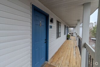 Building Photo - 601 Riverine Dr