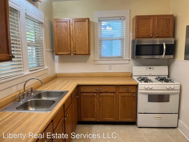 Building Photo - 3 br, 1 bath House - 1150 North 2nd