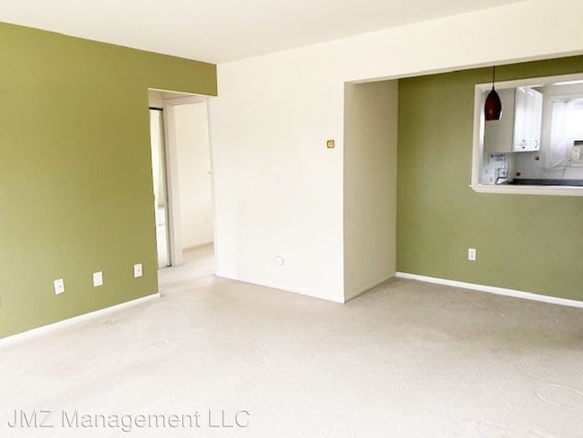 Building Photo - 3232 Shenandoah Dr