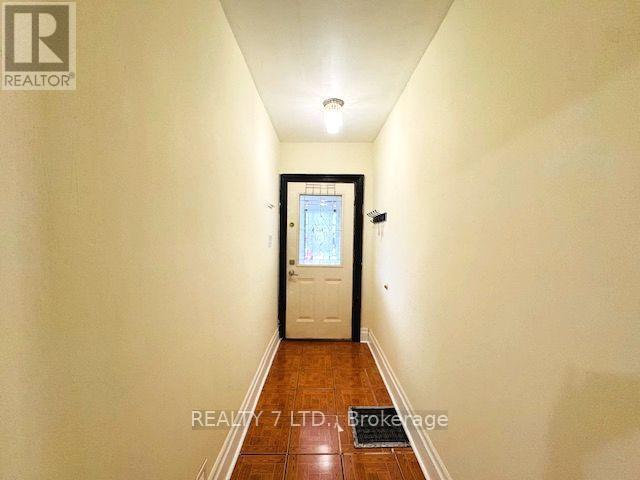 Building Photo - 241 Dunraven Dr