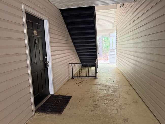 Foto del edificio - Private End Unit - First Floor - Reserve at Woodbridge