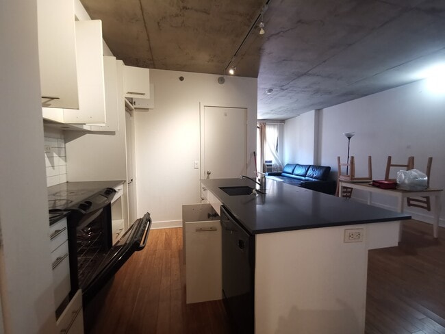Photo du bâtiment - 1414-1414 Rue Chomedey