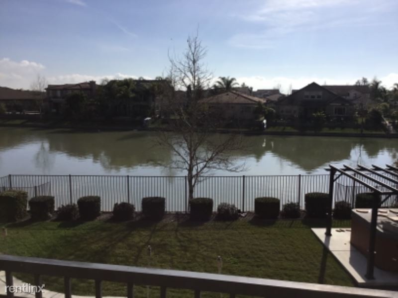 Primary Photo - 3607 Bridgeway Lakes Dr