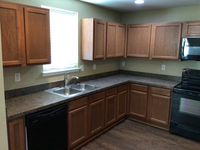 Foto del edificio - 1333 Gayle St