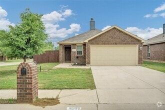 Building Photo - 9001 Tumbleweed Dr
