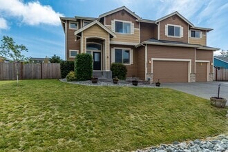 Building Photo - 1033 Lyle Ridge Cir