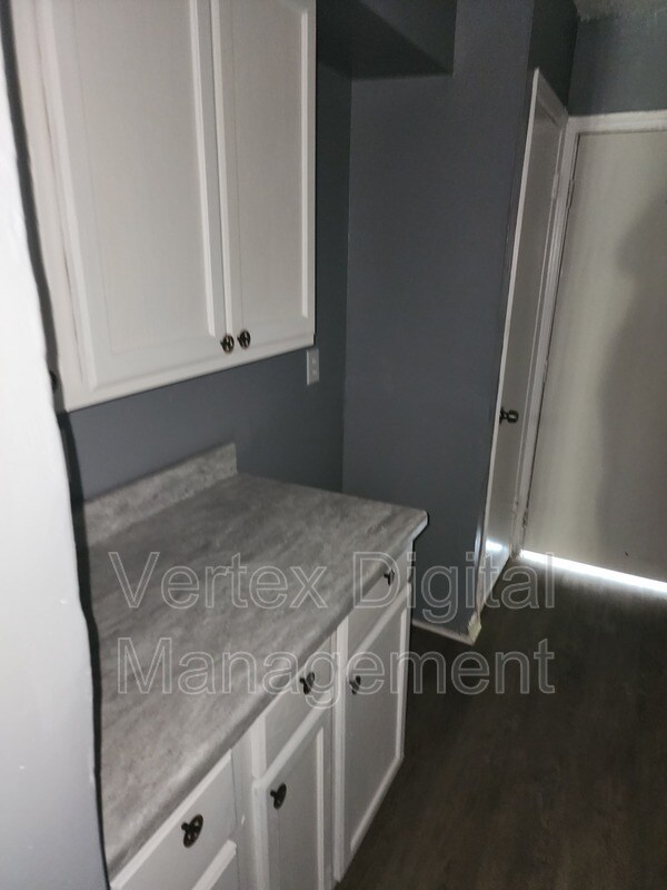 Foto del edificio - 3460 Benbow Dr