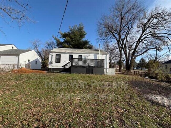 Foto del edificio - 6811 Brower Ct