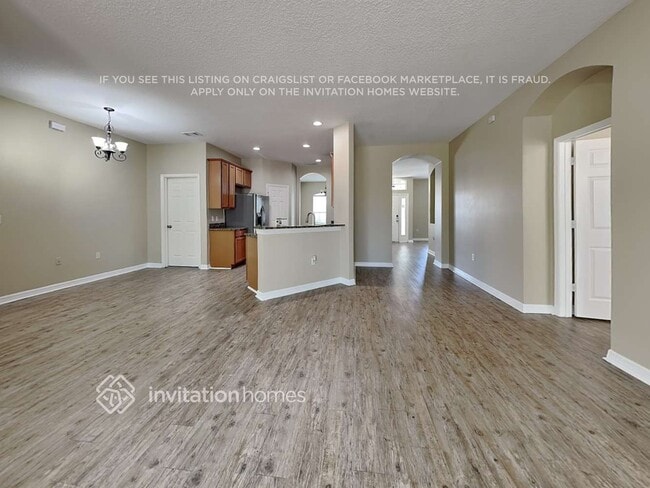 Building Photo - 498 Woodford Dr