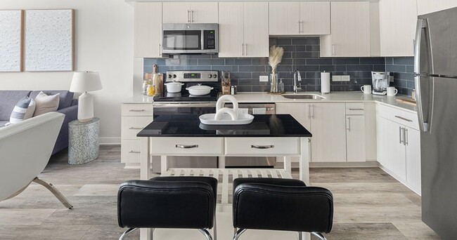 Kitchen-03-Varsity-On-K-WashingtonDC-06 - The Haven on K Apartments