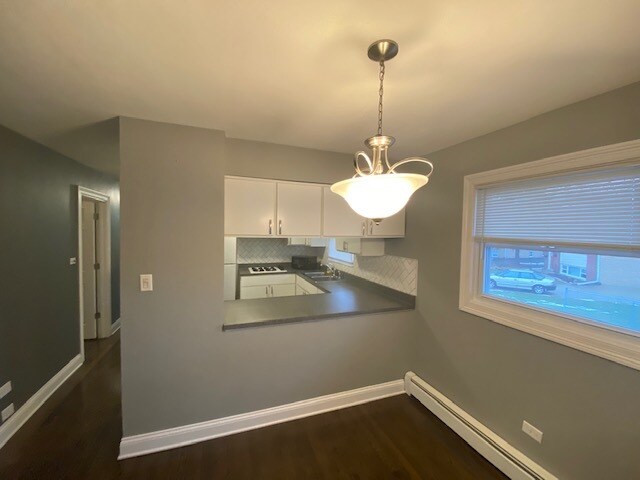 Building Photo - 611 N Lullo Dr