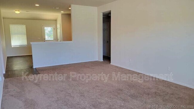 Foto del edificio - 1209 Ironstone Dr