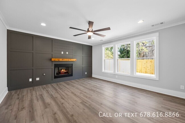 Foto del edificio - 529 Mill Farm Ln