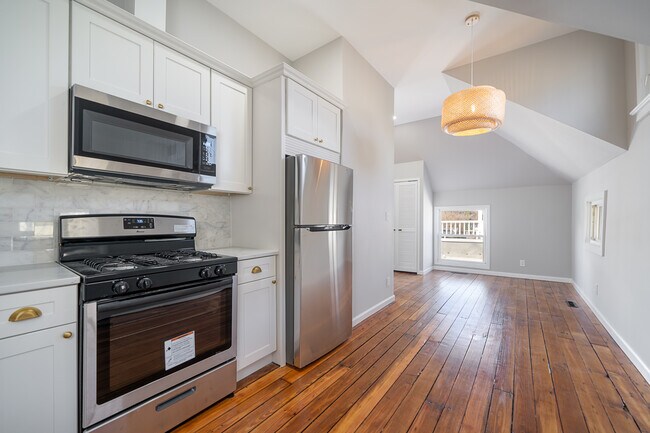 Kitchen - 69 Douglas Rd