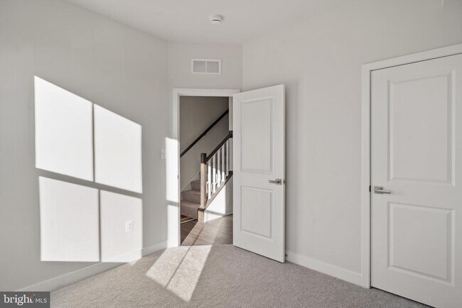 Foto del edificio - 734 Watts St