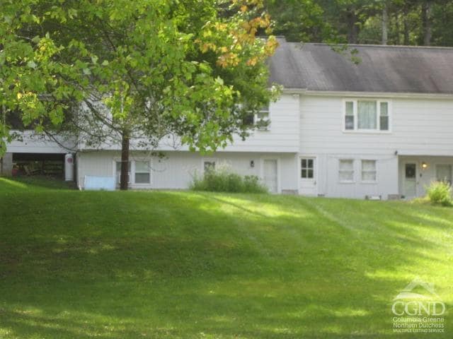 Building Photo - 525 Lake Rd