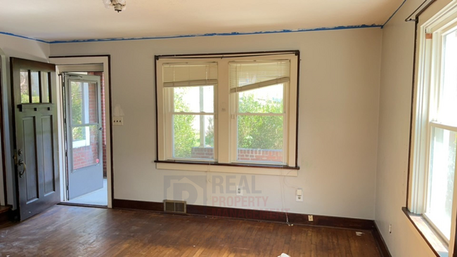 Building Photo - 3 Bedroom SFH in Overbrook!