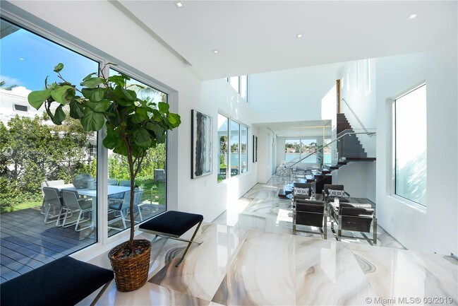 Foto del edificio - 1510 Bay Dr