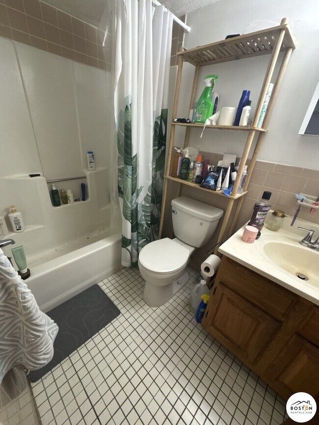 Foto del edificio - 74 Gardner St