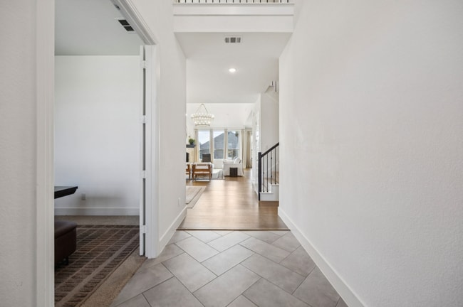 Building Photo - 448 Wildwood Ct