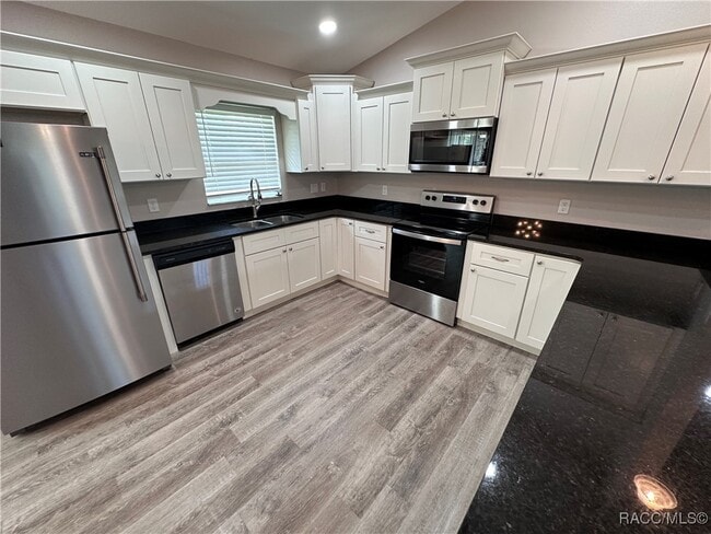 Foto del edificio - 2854 W Edison Pl