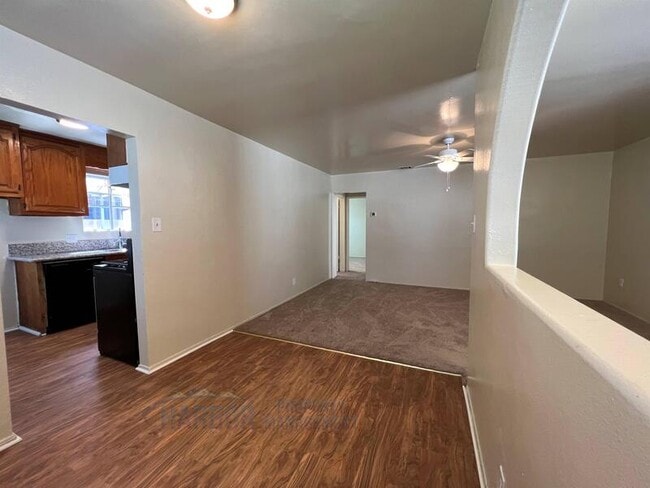 Building Photo - 1534 W 206th St