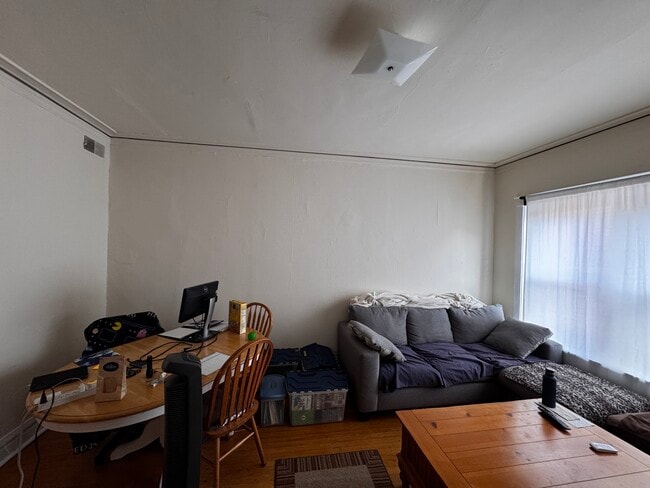 Building Photo - 2530 N Kedzie Blvd