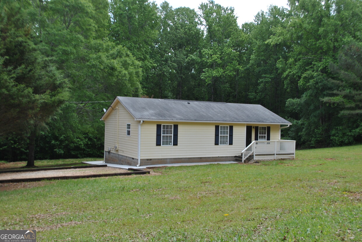 Primary Photo - 386 Tunis Rd