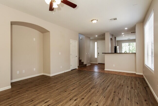 Foto del edificio - 2543 W Old Paint Trail