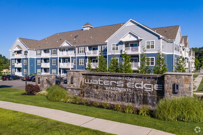 Waters Edge Apartments - Waters Edge