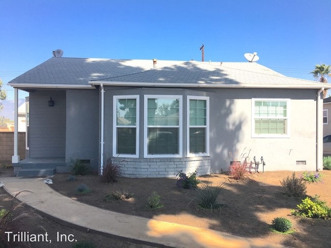 Building Photo - 16247 E Bellbrook St
