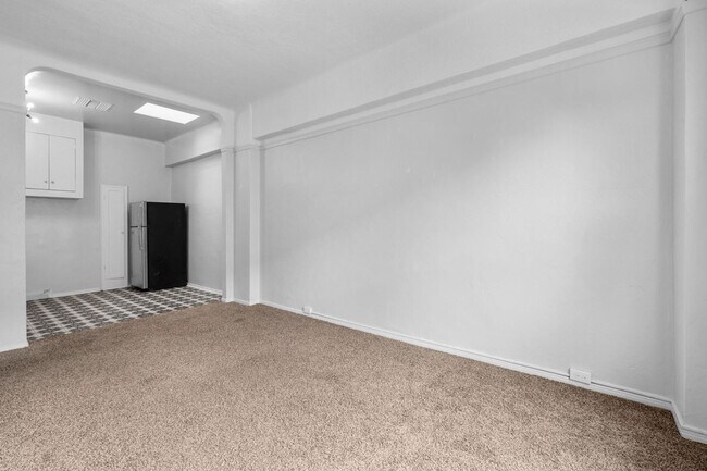 Foto del edificio - Lovely Hillcrest One bedroom apartment