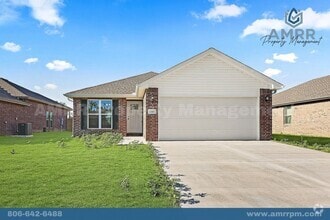 Building Photo - 1347 Foundry Dr