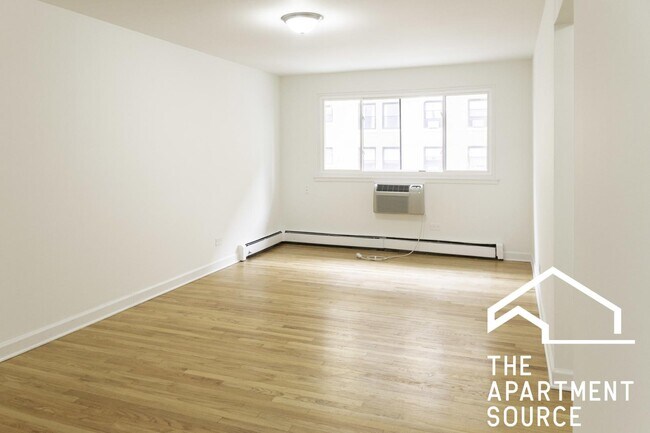 Foto del edificio - 6211 N Kenmore Ave