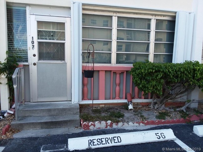 Foto del edificio - 215 SE 3rd St