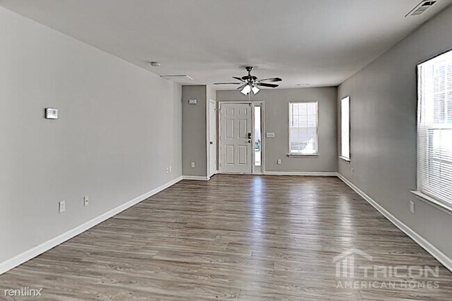 Building Photo - 2532 Reid Oaks Dr