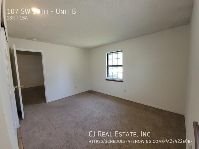 Foto del edificio - 107 SW 20th St